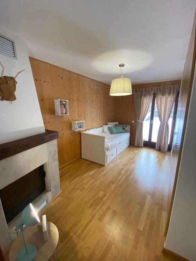 Fantastico Apartamento Con Jardin En Castiello De Jaca Vut Hu-20-007 Bagian luar foto