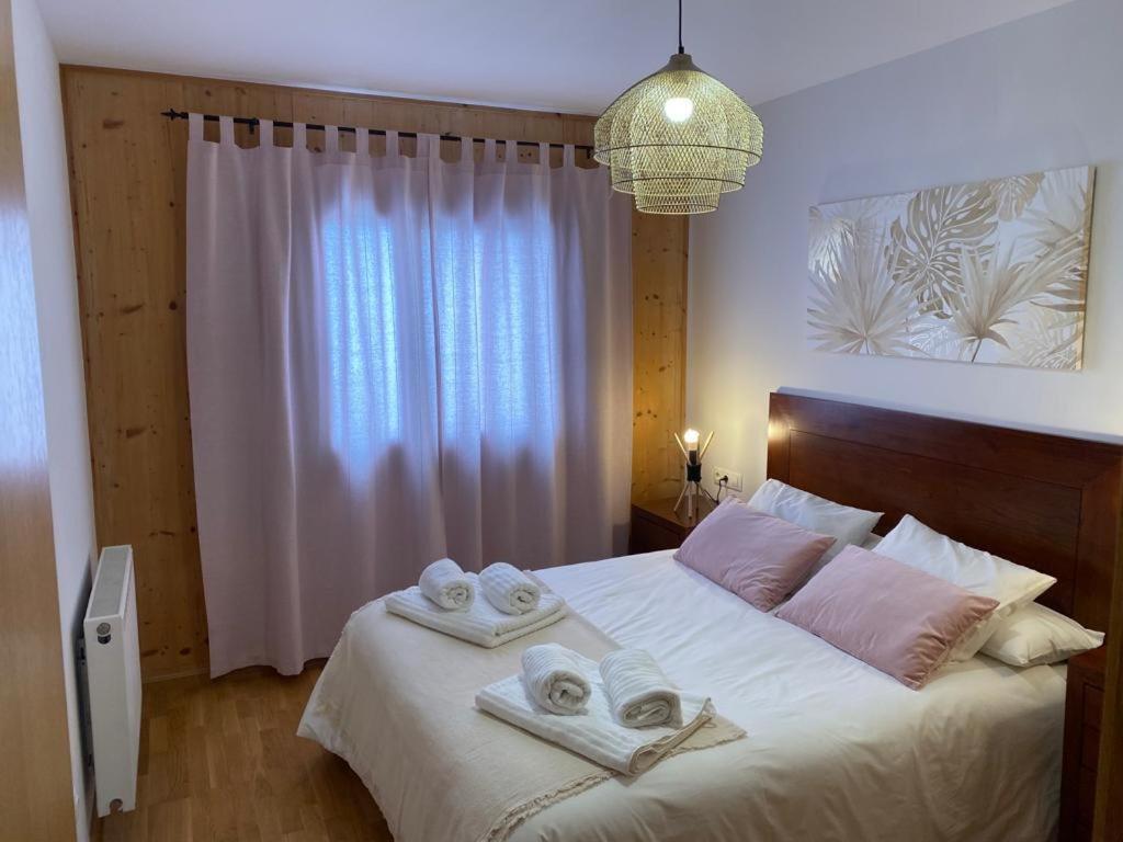 Fantastico Apartamento Con Jardin En Castiello De Jaca Vut Hu-20-007 Bagian luar foto