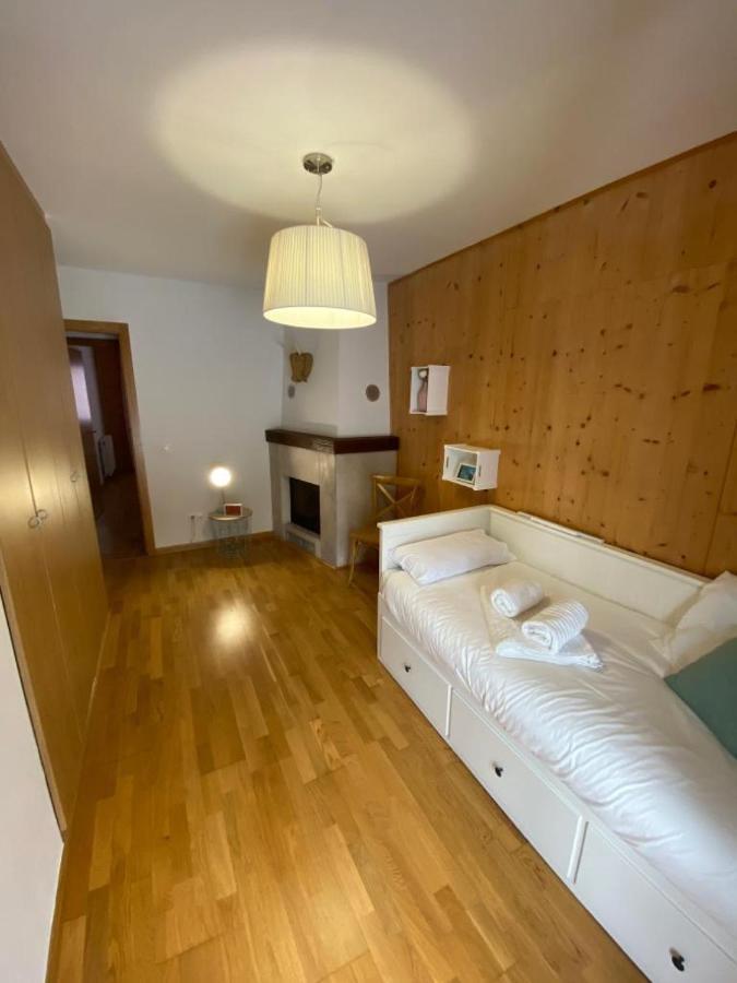 Fantastico Apartamento Con Jardin En Castiello De Jaca Vut Hu-20-007 Bagian luar foto