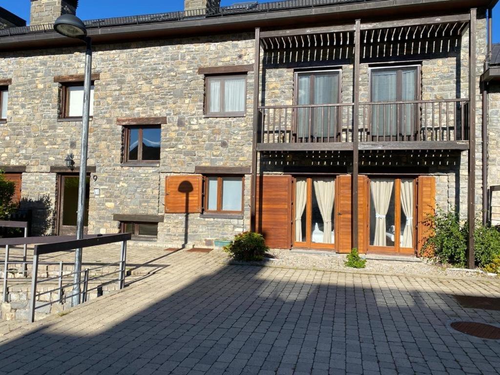 Fantastico Apartamento Con Jardin En Castiello De Jaca Vut Hu-20-007 Bagian luar foto